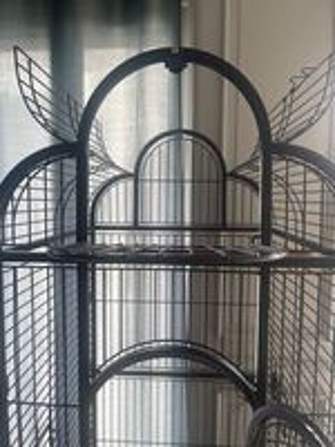   grande cage pour perroquets et grandes perruches 
