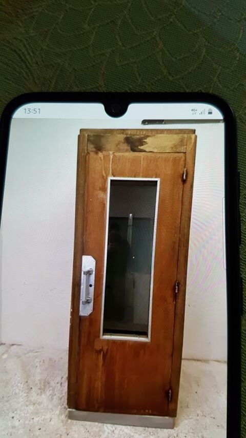 CABINE T�L�PHONIQUE 100 Galargues (34)