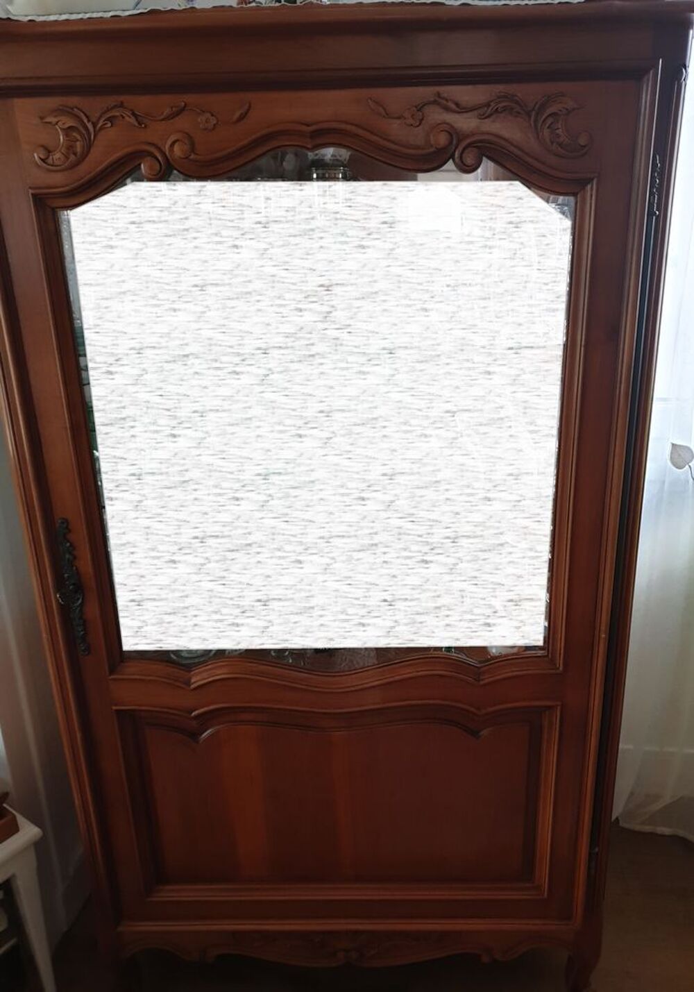Meuble vitrine style regence Meubles