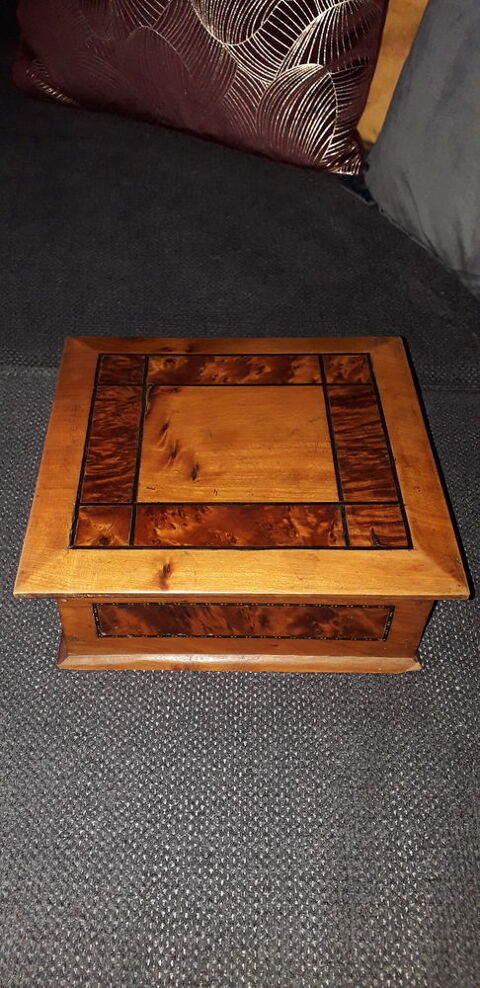 Coffret � bijoux en bois de marqueterie ancienne 45 Marseille 15 (13)