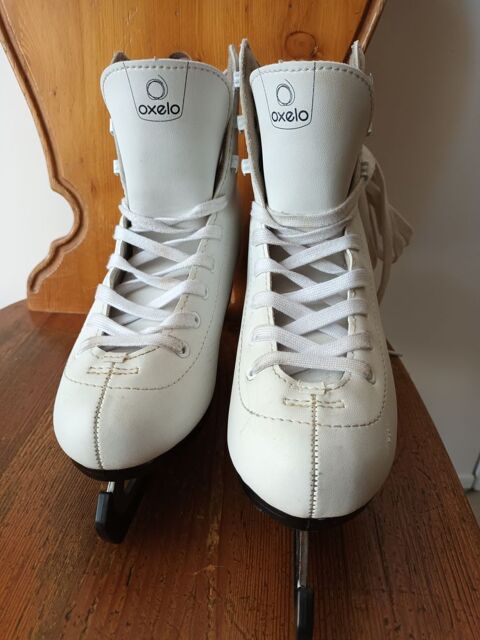 Patins à glaces 25 Dangé-Saint-Romain (86)