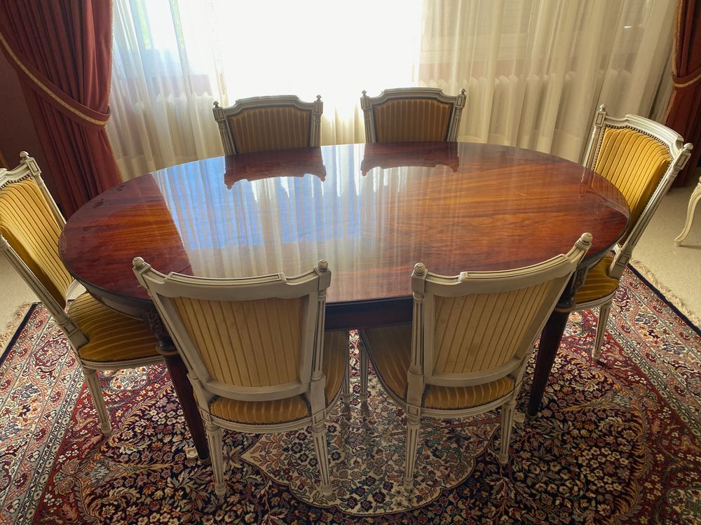 Table de salle &agrave; manger Marie Antoinette style Louis XVI Meubles