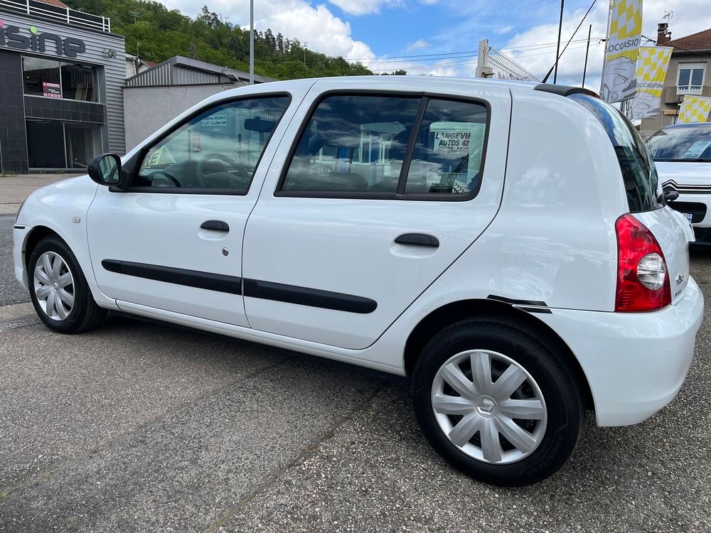 Clio II 1.2 ESSENCE / GPL 2010 occasion 42700 Firminy