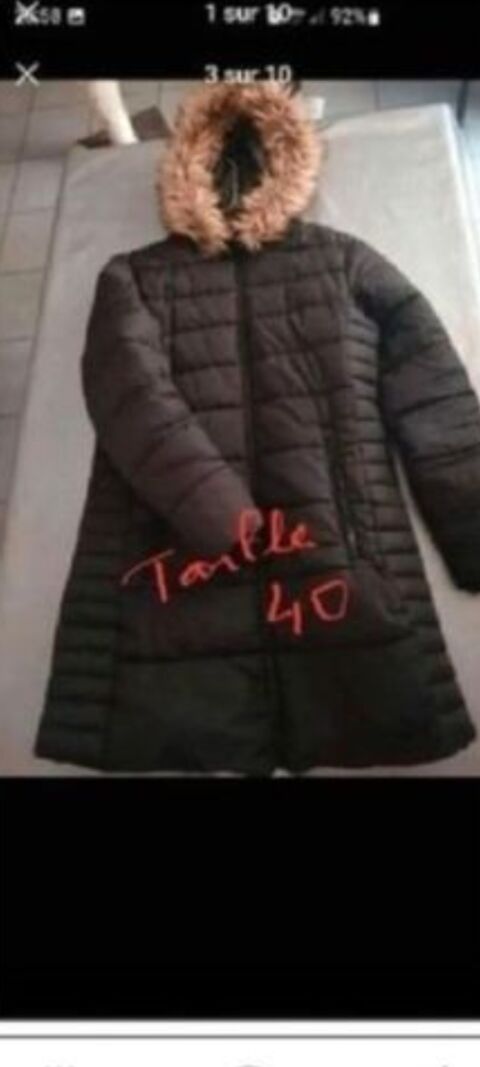 manteau noir matelass� capuche taille 40 20 Bron (69)