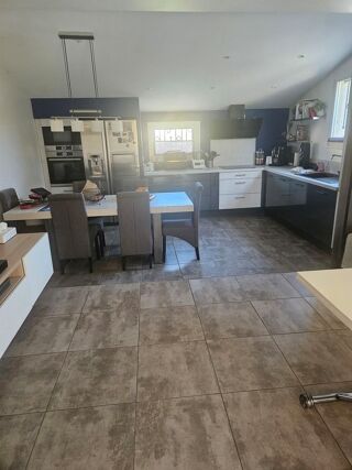 Maison 4 pièces 84 m² · à Callian · 84 m² · 449 000 €