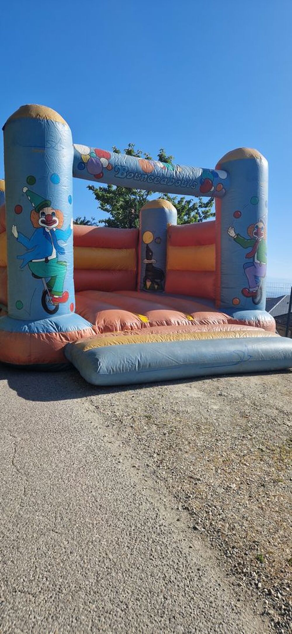 Ch&acirc;teau gonflable Jeux / jouets
