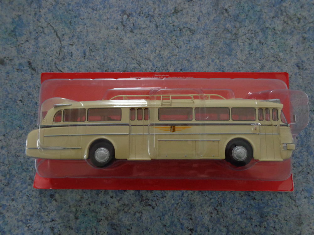 MINIATURES Autobus 1/43 - NEUF - 