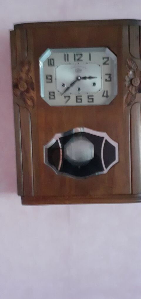 Carillon à quartz en chêne radio piloté  Carillon westminster, Carillon,  Pendule horloge