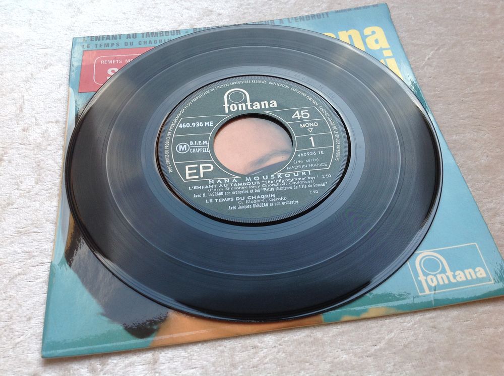 NANA MOUSKOURI 4 TITRES L'ENFANT AU TAMBOUR CD et vinyles