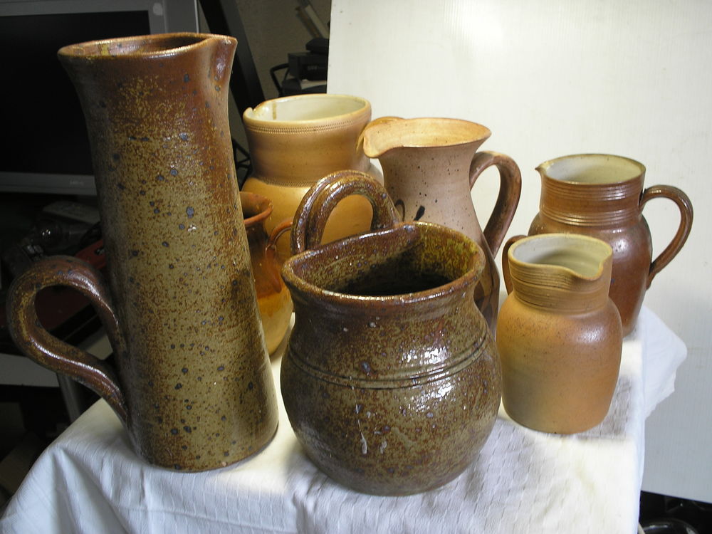 8 POTS EN GRES COMME NEUF Décoration