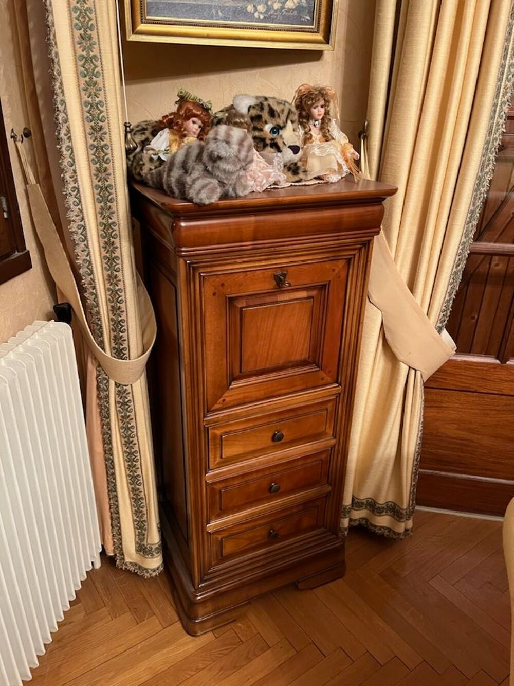 chiffonnier &eacute;critoire et tiroirs en bois massif Meubles