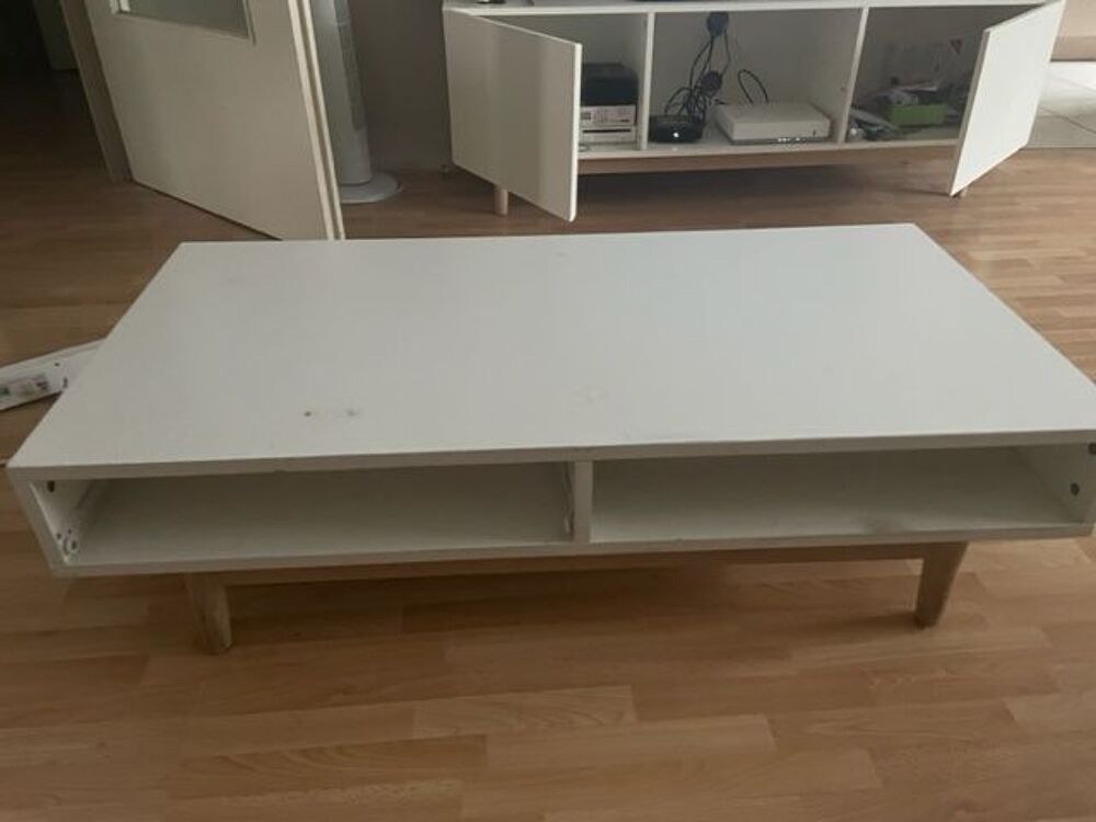 Table basse et meuble t&eacute;l&eacute; Meubles