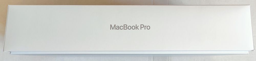 Bo&icirc;te vide neuve et d'origine - MacBook Pro Matériel informatique
