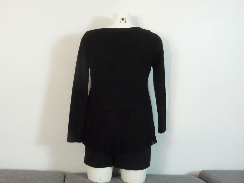 Pull Bi Mati&egrave;re Noir Pliss&eacute; en bas- Beauty &amp; Pretty SRL Vêtements