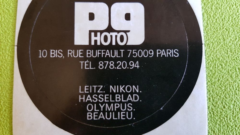 AUTOCOLLANT PHOTO 9 