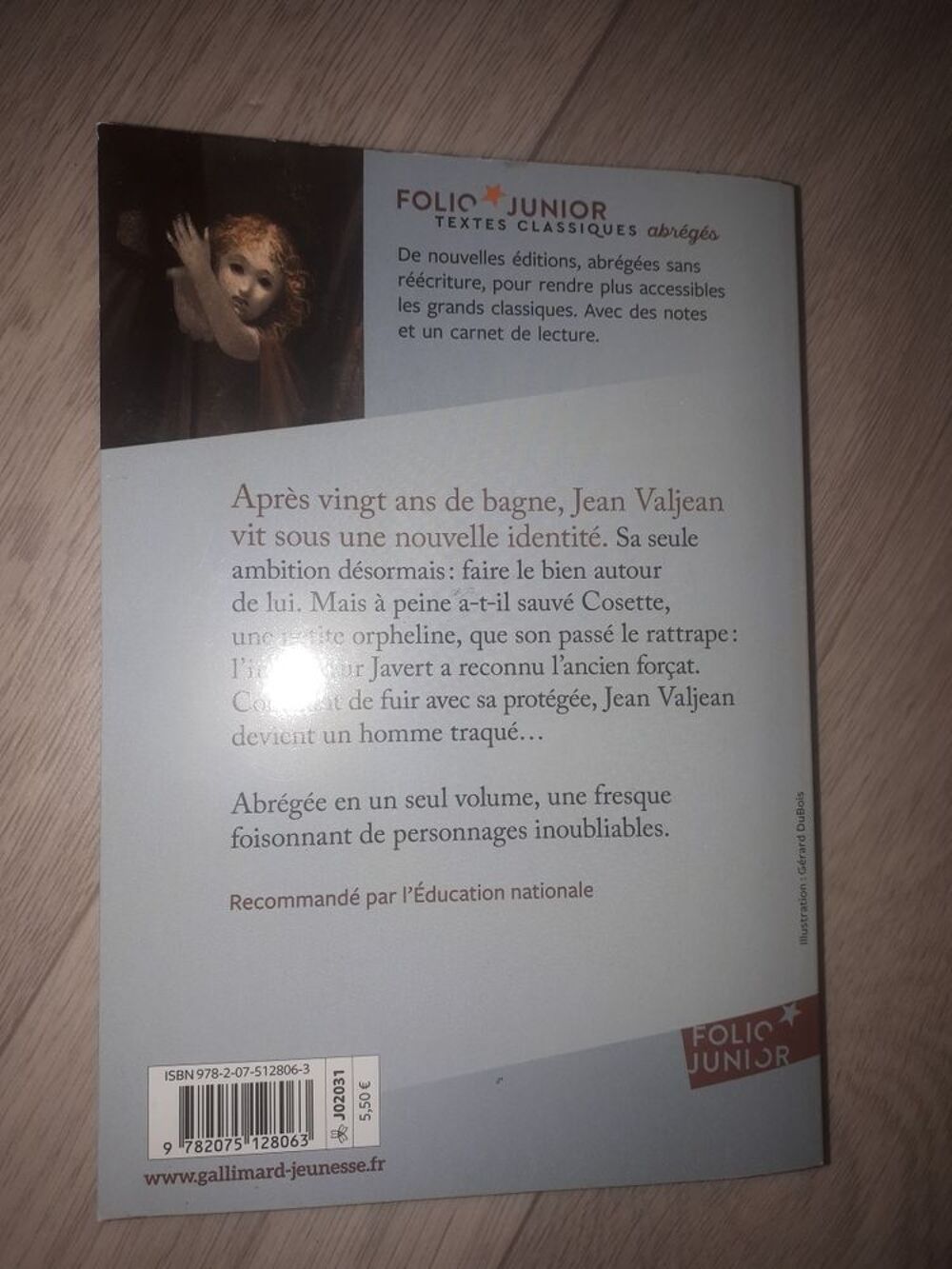 Livre de poche les mis&eacute;rables Livres et BD