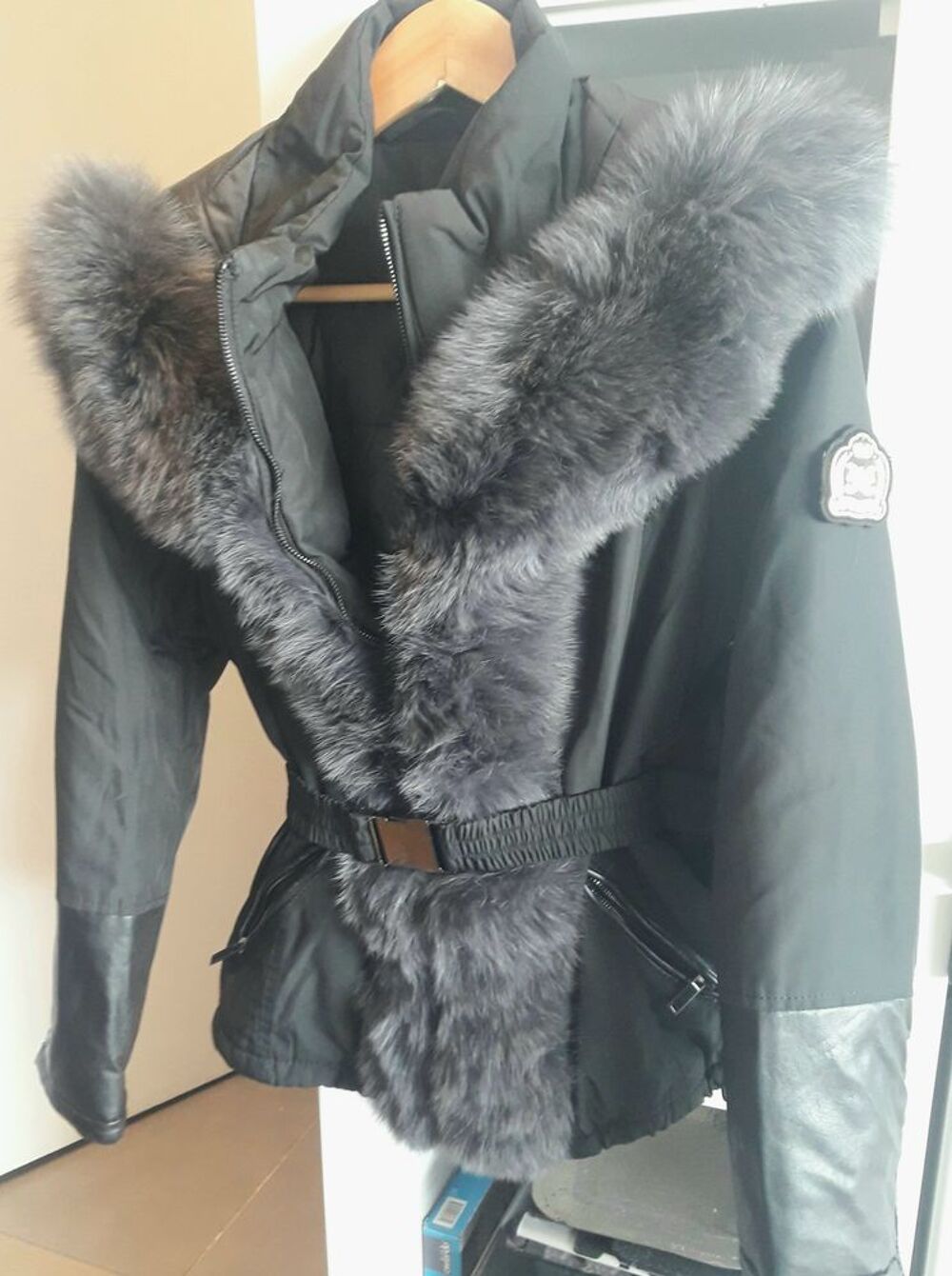 VESTE DOUDOUNE CINTREE Vêtements