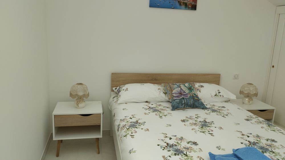    appartement de 100m2,á 5km de la mer  Provence-Alpes-Côte d'Azur, La Colle-sur-Loup (06480)