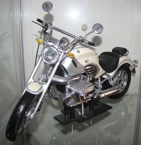 Modèles réduits 1/6 - moto 50 Châtenay-Malabry (92)