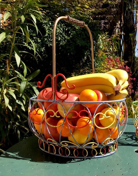 Panier en fer forgé massif du début XXème 35 L'Isle-Jourdain (32)
