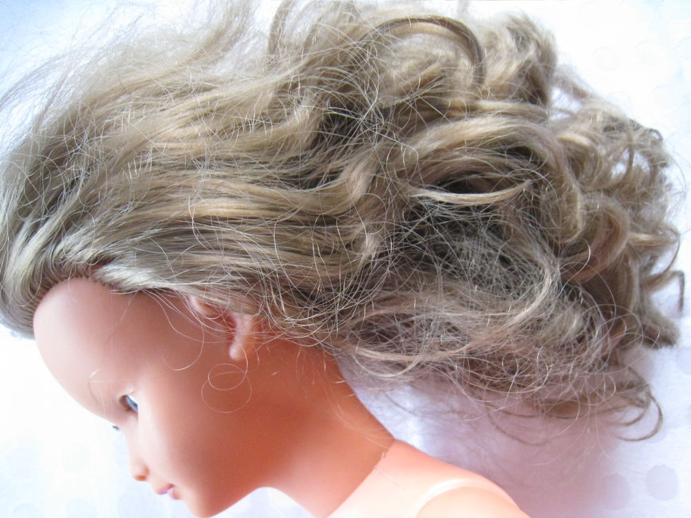 Poup&eacute;e mannequin G&eacute;g&eacute; de 1970 