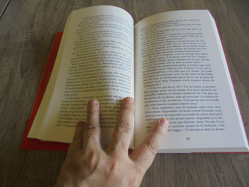 Haut les c?urs ! (104) Livres et BD