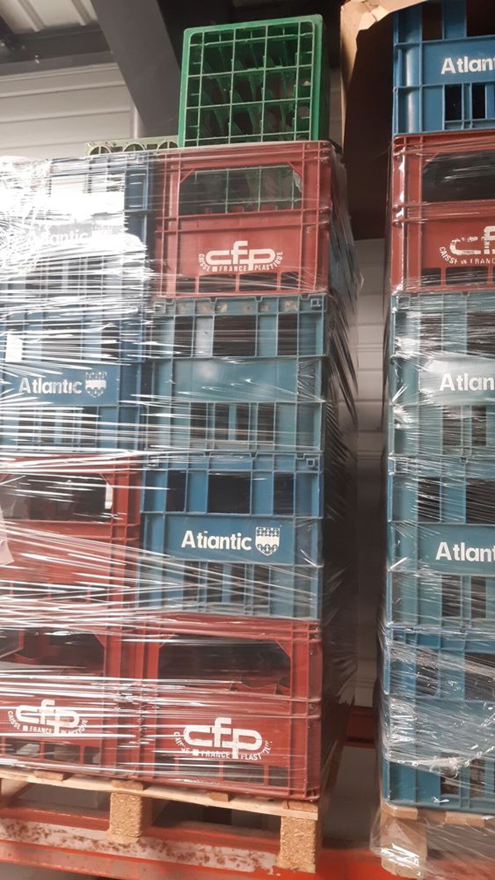 Casiers &agrave; bouteilles en plastique Décoration