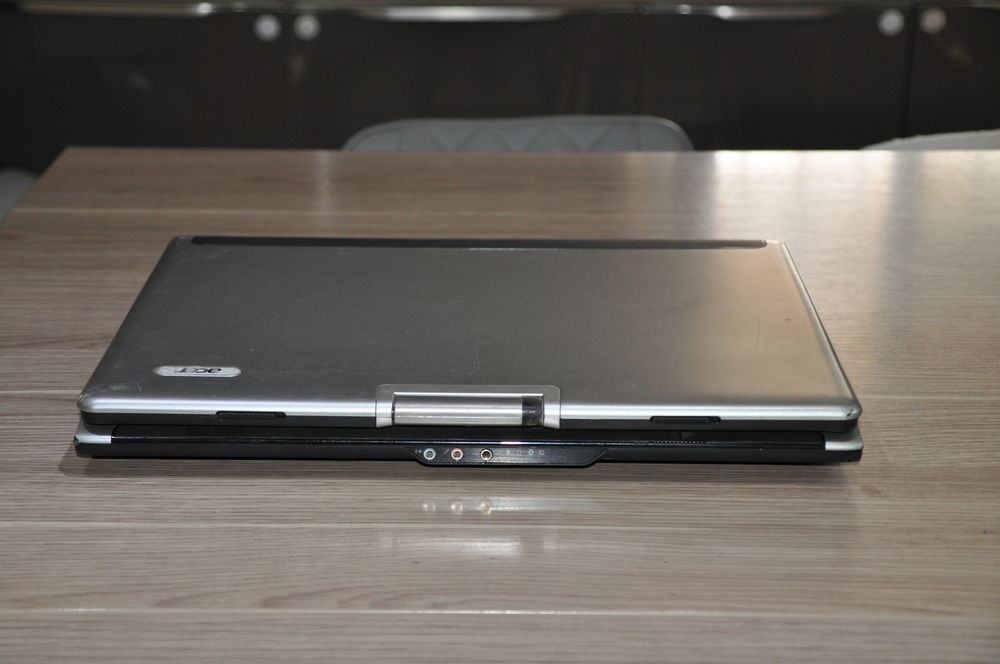 Acer Aspire 9423WSMI de 17 pouces Matériel informatique