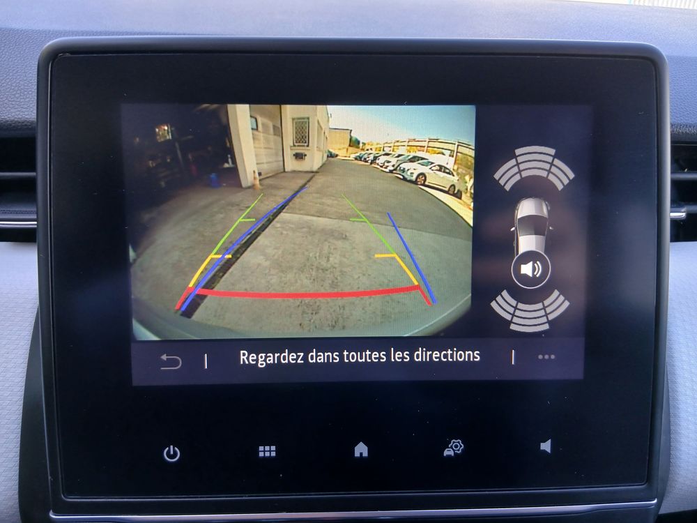 Clio V Evolution 1.6 E-Tech 145 cv Full Hybrid 2023 occasion 92140 Clamart