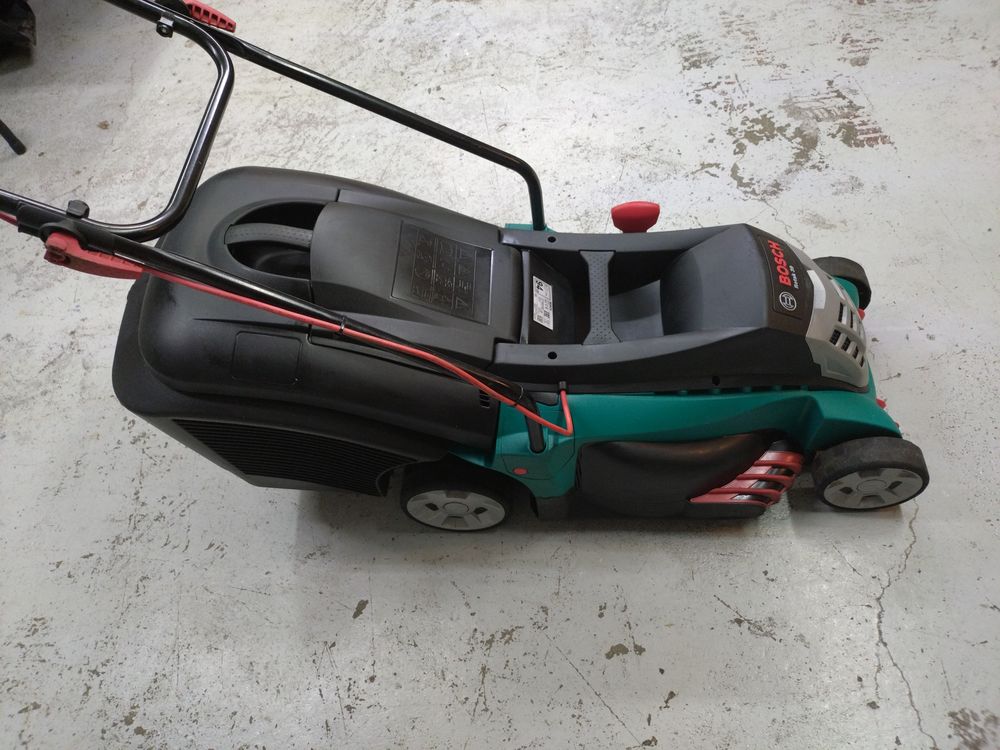 Tondeuse &agrave; gazon Bosch Jardin