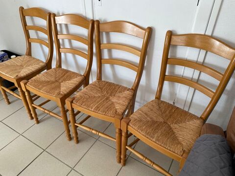 lot de 4 chaises en bois parfait tat 20 Lys-lez-Lannoy (59)