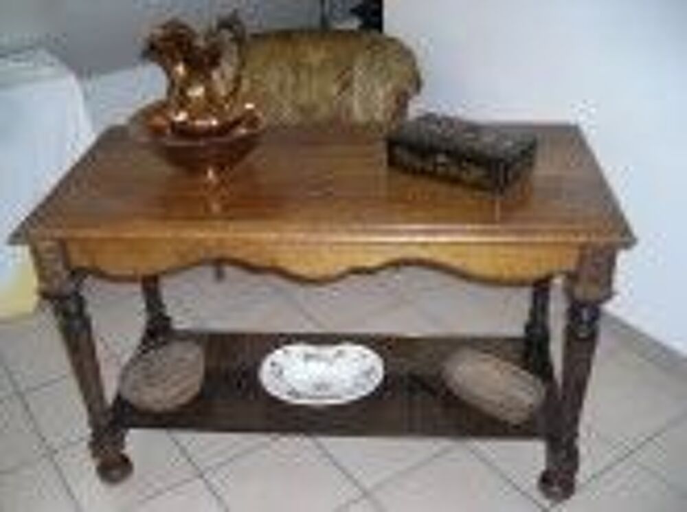Table en ch&ecirc;ne style console
Meubles
