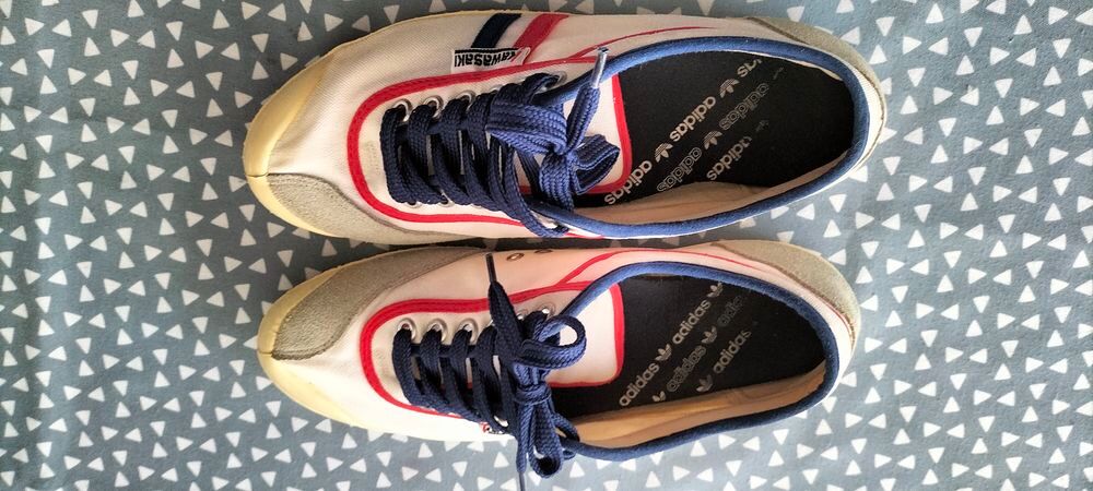 BASKETS KAWASAKI TAILLE 40 Chaussures