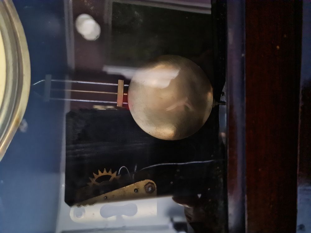 Pendule ancienne je ne sais pas si elles fonctionnent 