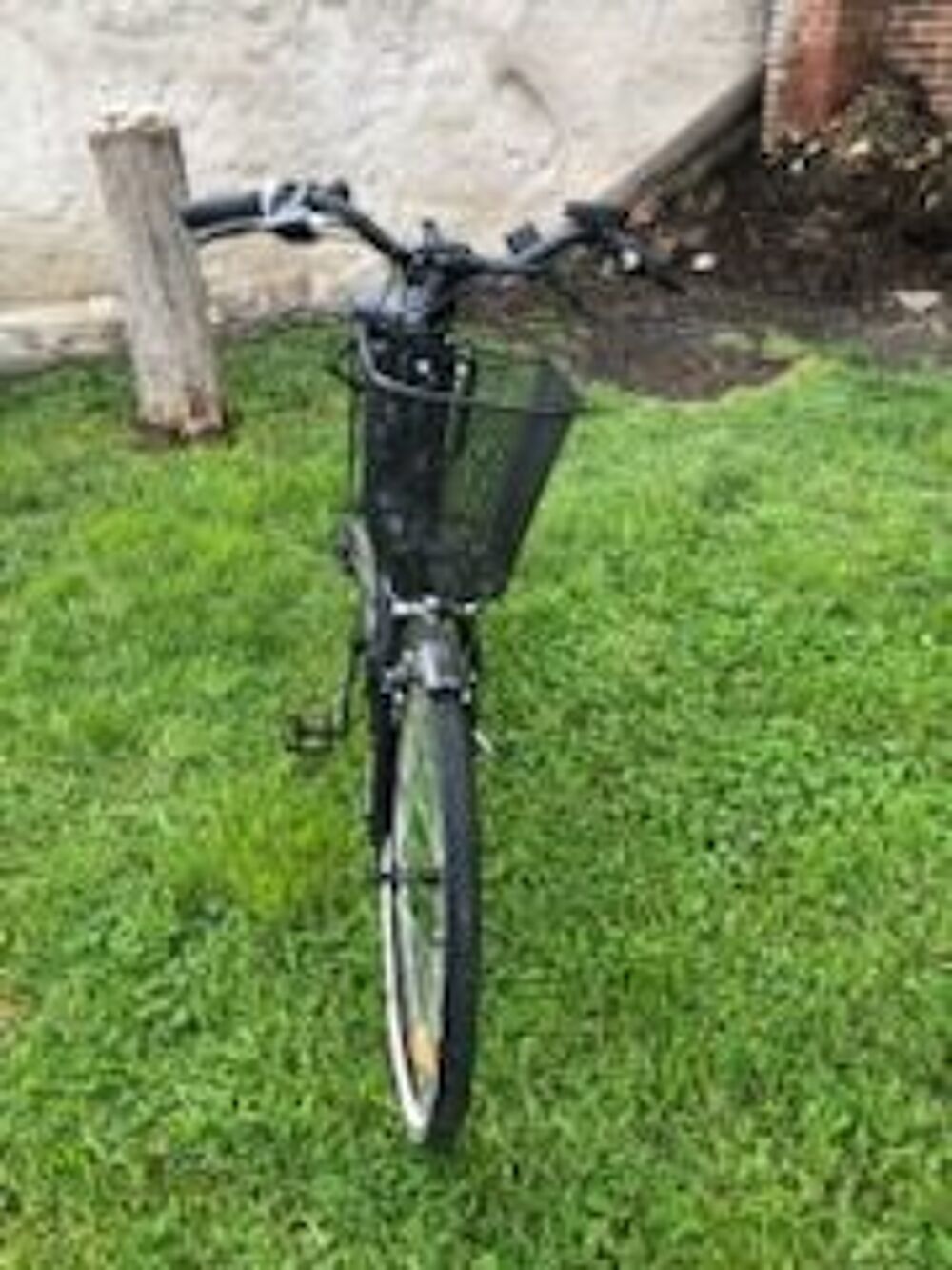 V&eacute;lo &eacute;lectrique femme NEUF Vélos