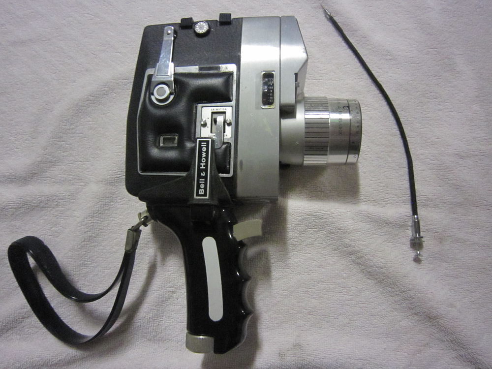 Cam&eacute;ra Bell howell autoload duospeed zoomatic
Photos/Video/TV