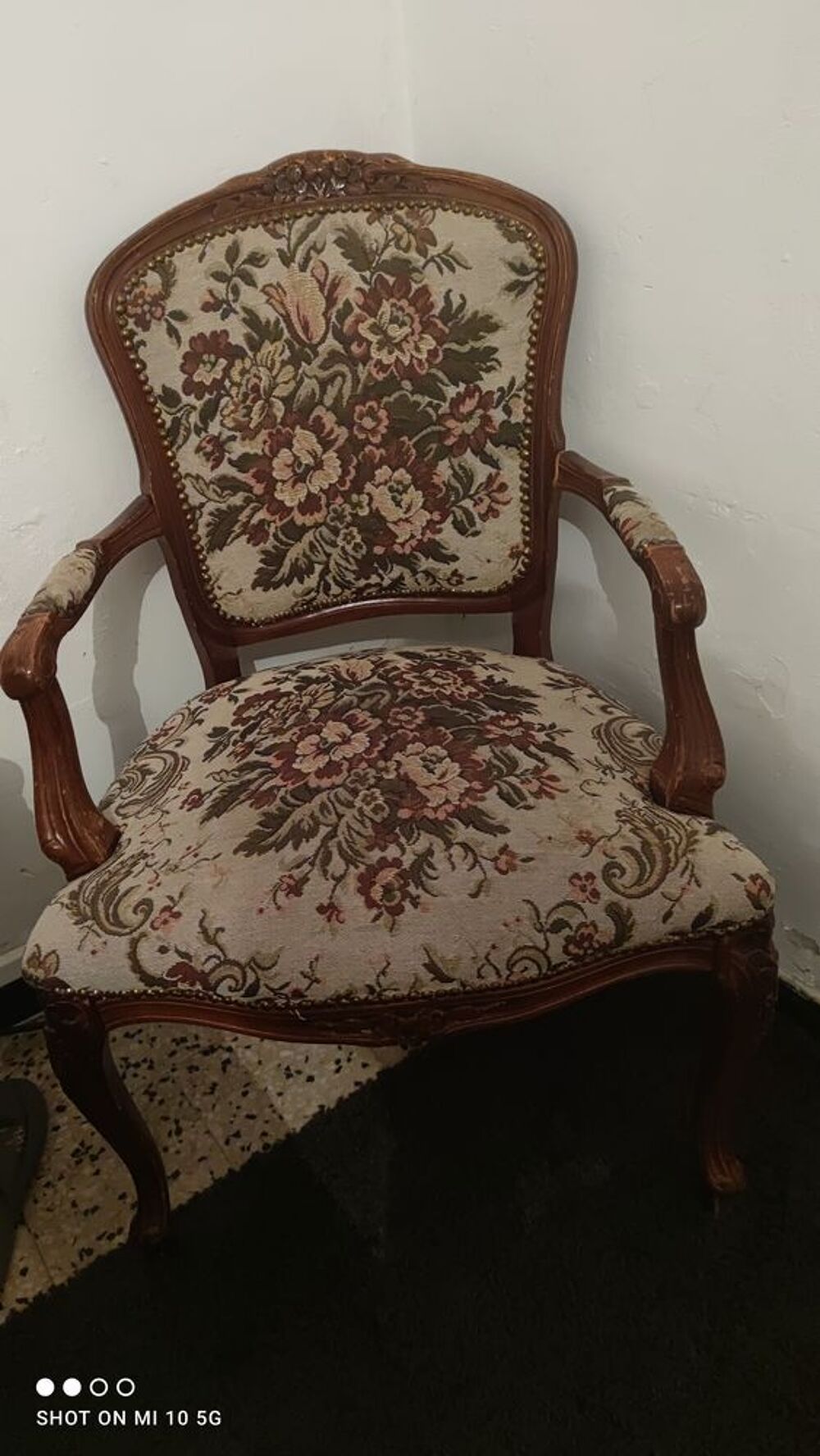 Fauteuil style Louis XVI Meubles