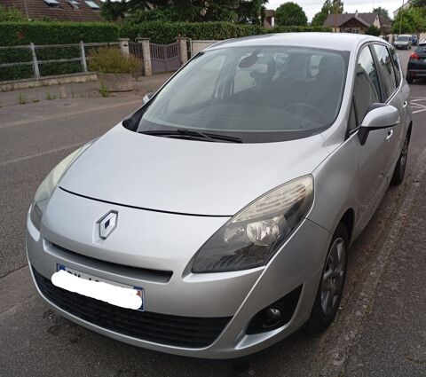 Renault grand scenic iii Grand Sc&eacute;nic III dCi 110 FAP eco2
