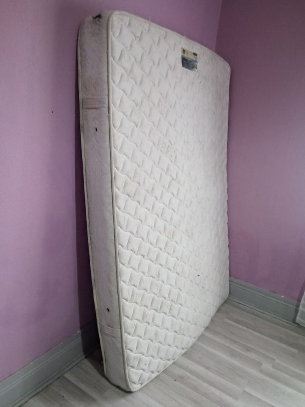 Matelas 140/180 Simmons Meubles