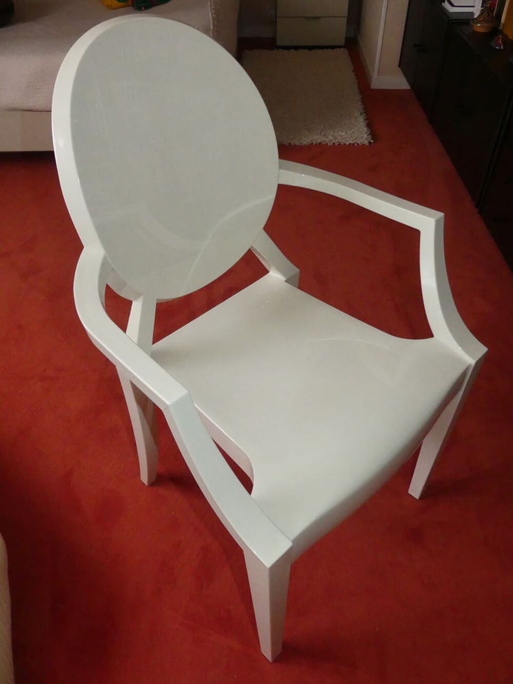FAUTEUIL LOUIS STYLE GHOST BLANC
Meubles