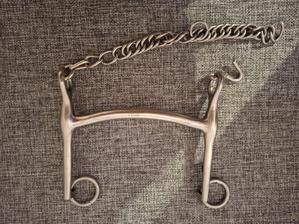 Equitation: mors de bride et mors simple &agrave; olive Sports