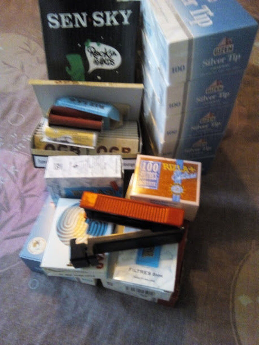 Tubeuse machine &agrave; cigarette et papiers Maroquinerie