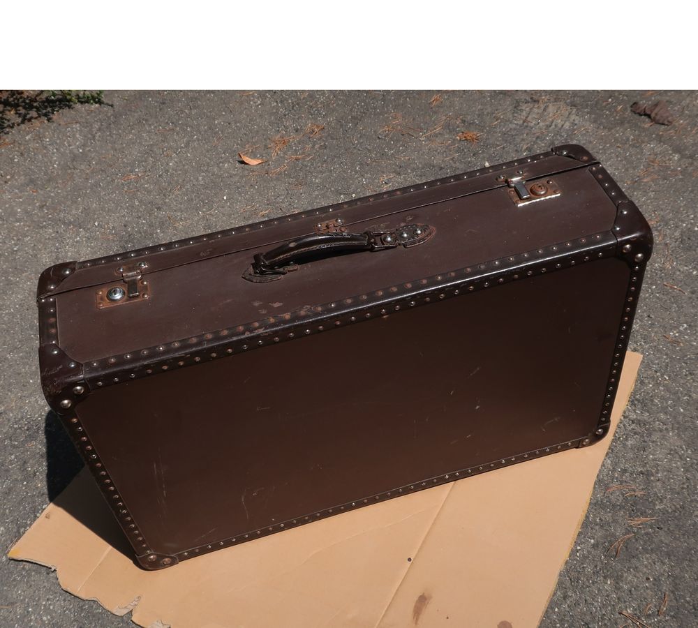 Valise. Décoration