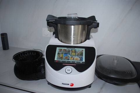 Robot multi-cuiseur connect 110 Auch (32)