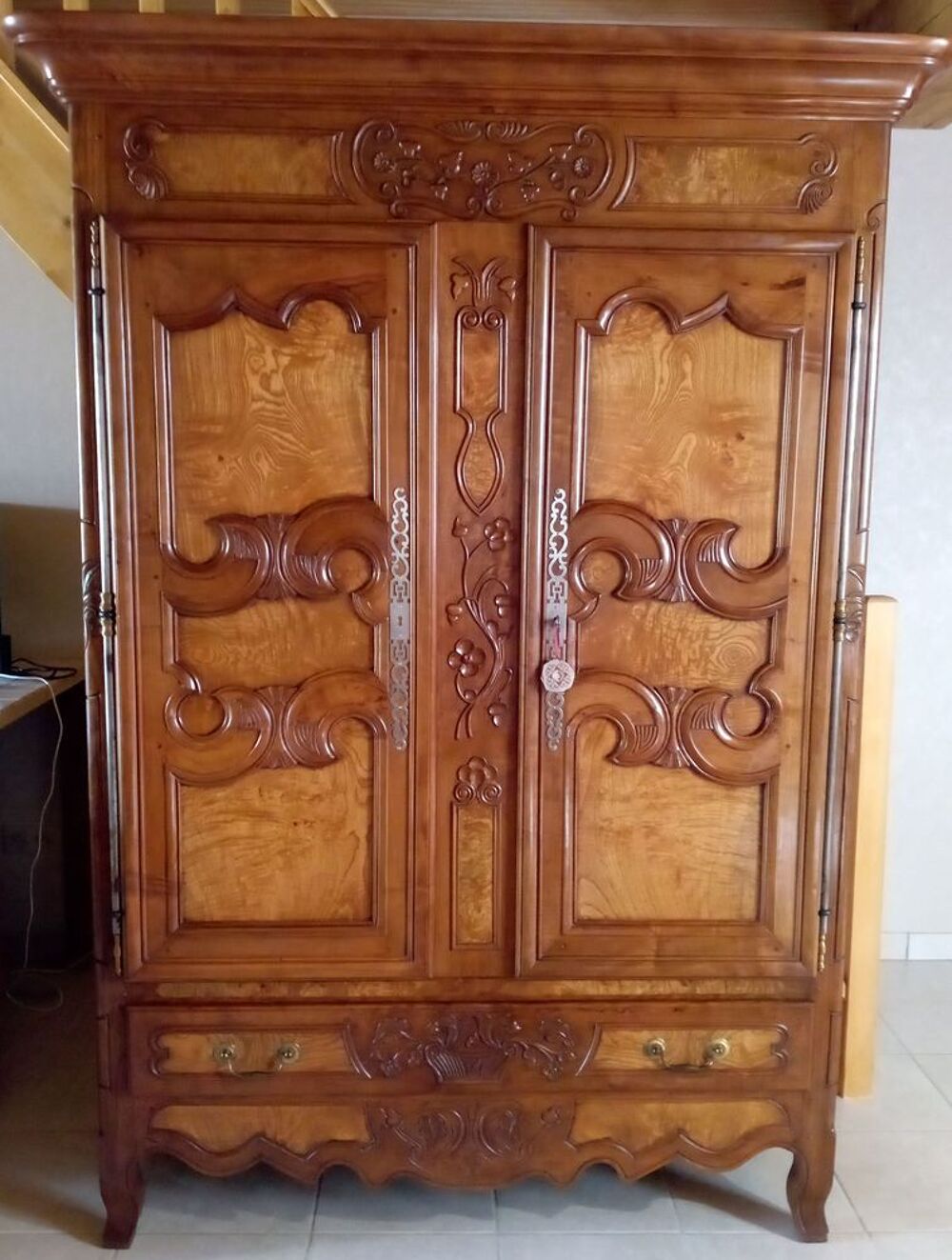 Recherche armoire bressane contemporaine Meubles