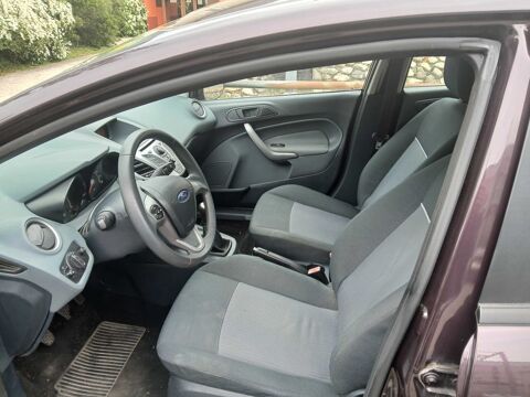 Ford Fiesta 1.4 TDCi 70 FAP Ambiente 2010 occasion Chambéry 73000