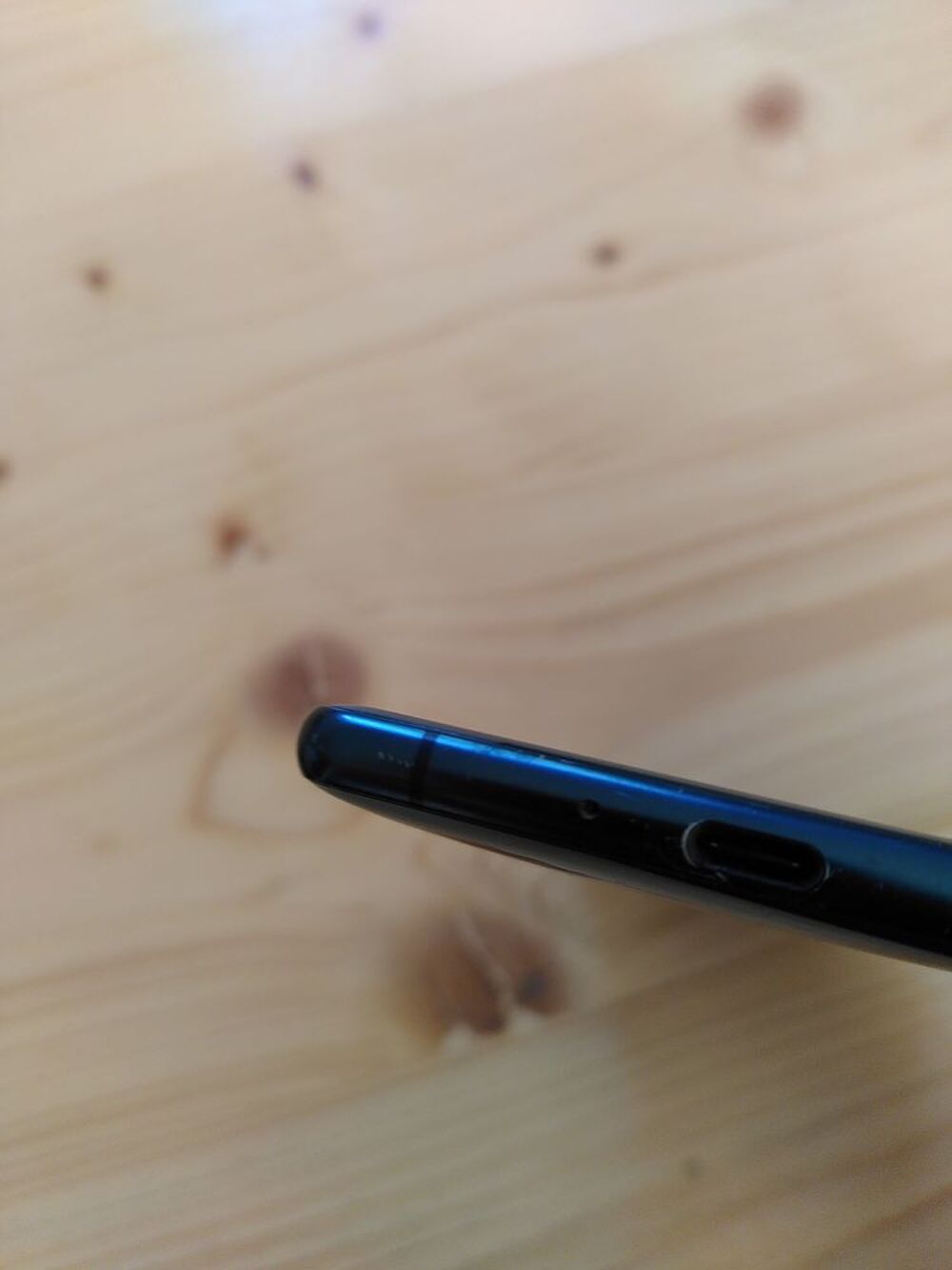 Sony Xperia XZ2 SOV37 64 Go bleu gris - Fonctionnel Téléphones et tablettes