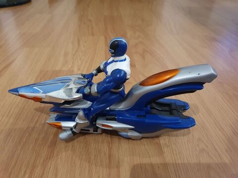Figurine vhicule power rangers bleu time force 20 Gardanne (13)