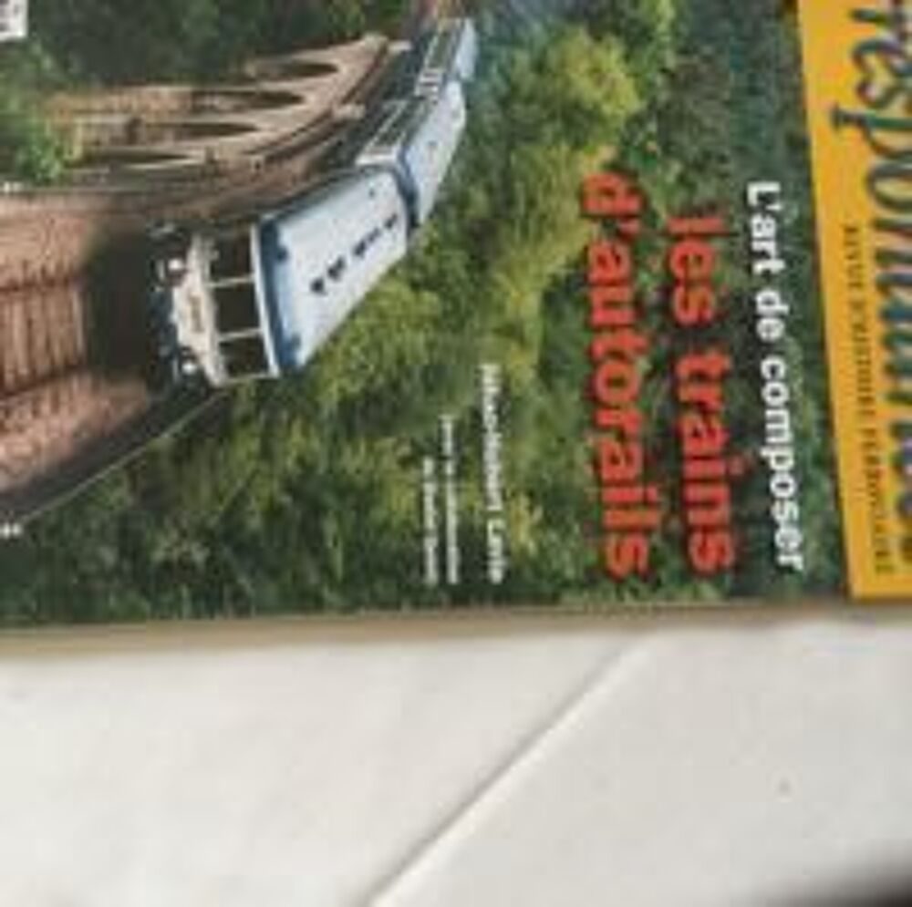Correspondances. lot de deux revues d'histoire ferroviaire de 2004 Livres et BD