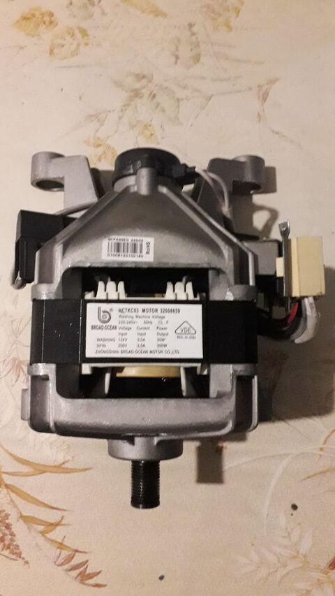 Moteur lave linge BROAD OCEAN. 16 Flers-en-Escrebieux (59)